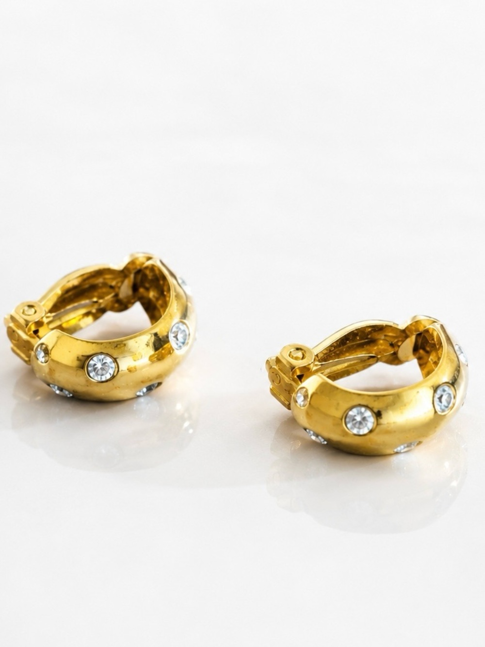 D’Orlan Signed Vintage Clip On Gold Tone Half Hoop Etoile Rhinestone Earrings